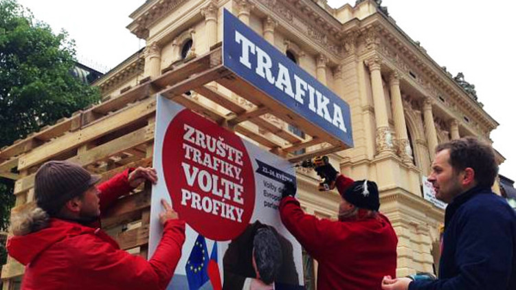 Konec trafik v Praze v nedohlednu? Návrh nominačních pravidel od Pirátů pražská Rada ignoruje.