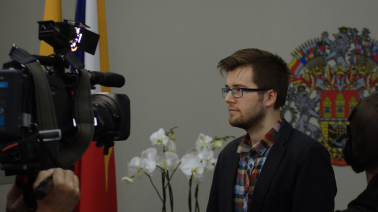 Krnáčová vymáhání škody za Opencard po Bémovi nenechala ani prověřit