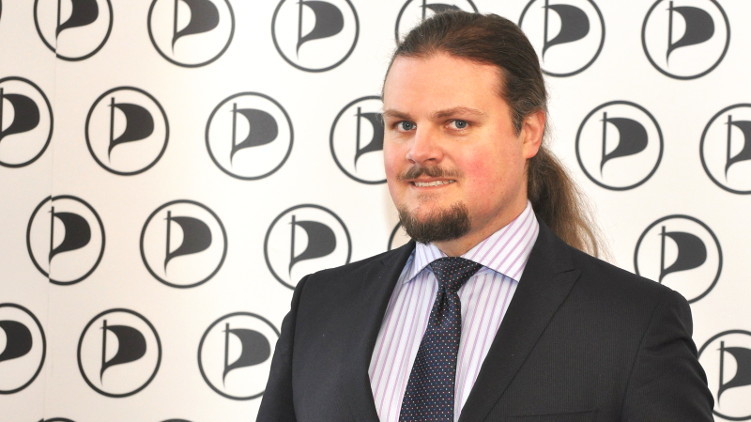 Pirát Mazur: O budoucí koalici v Praze rozhodnou až voliči, ne političtí matadoři a šíbři
