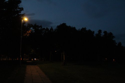 Praha 11 nabíjí elektromobily přímo z lamp veřejného osvětlení