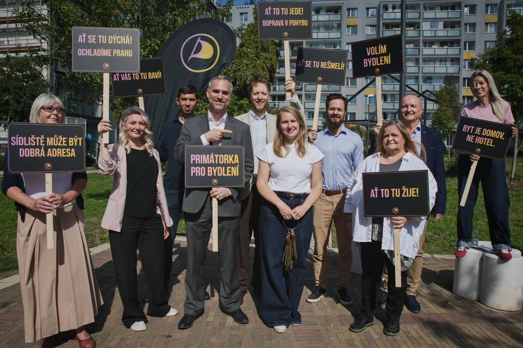 Tereza Nislerová a pražští Piráti představili kompletní program pro komunální volby 2026.